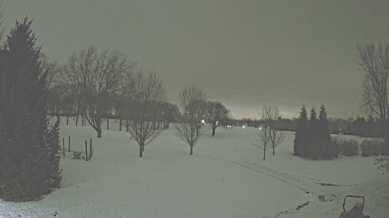 Thumbnail for current weather camera view from Franklin Hills Country Club in Farmington Hills, Michigan