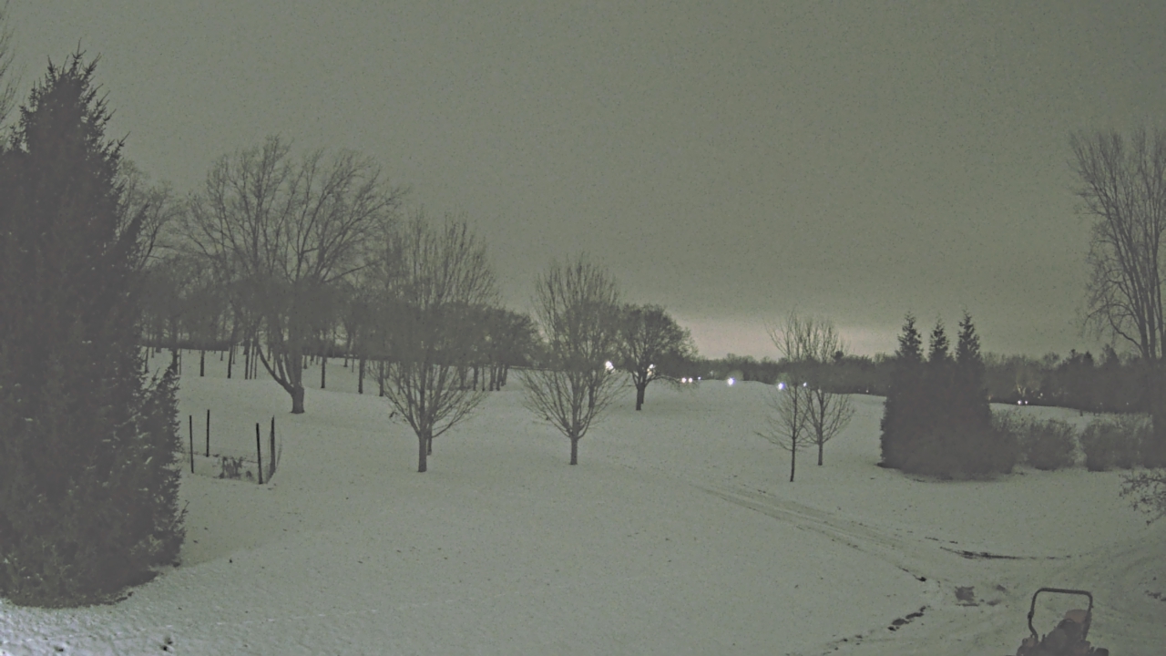 Thumbnail for current weather camera view from Franklin Hills Country Club in Farmington Hills, Michigan