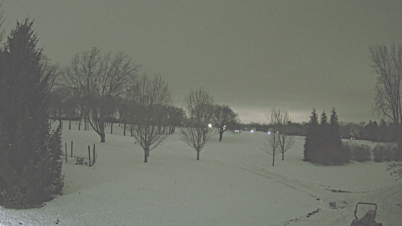 Thumbnail for current weather camera view from Franklin Hills Country Club in Farmington Hills, Michigan