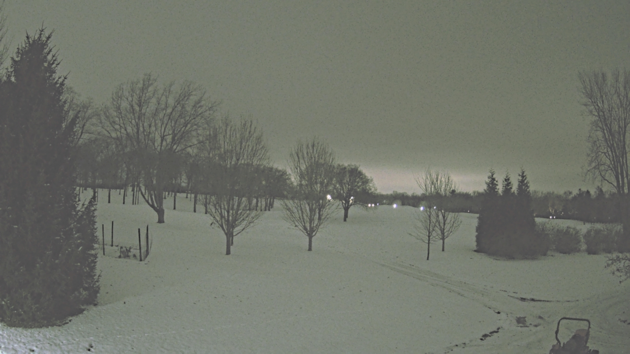 Thumbnail for current weather camera view from Franklin Hills Country Club in Farmington Hills, Michigan