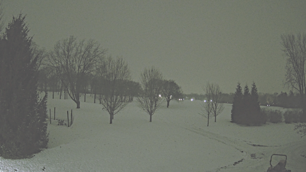 Thumbnail for current weather camera view from Franklin Hills Country Club in Farmington Hills, Michigan