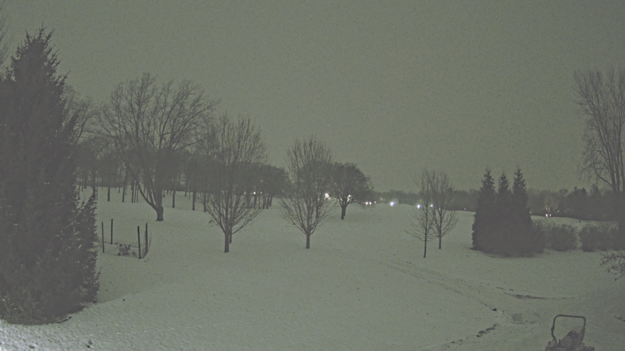Thumbnail for current weather camera view from Franklin Hills Country Club in Farmington Hills, Michigan