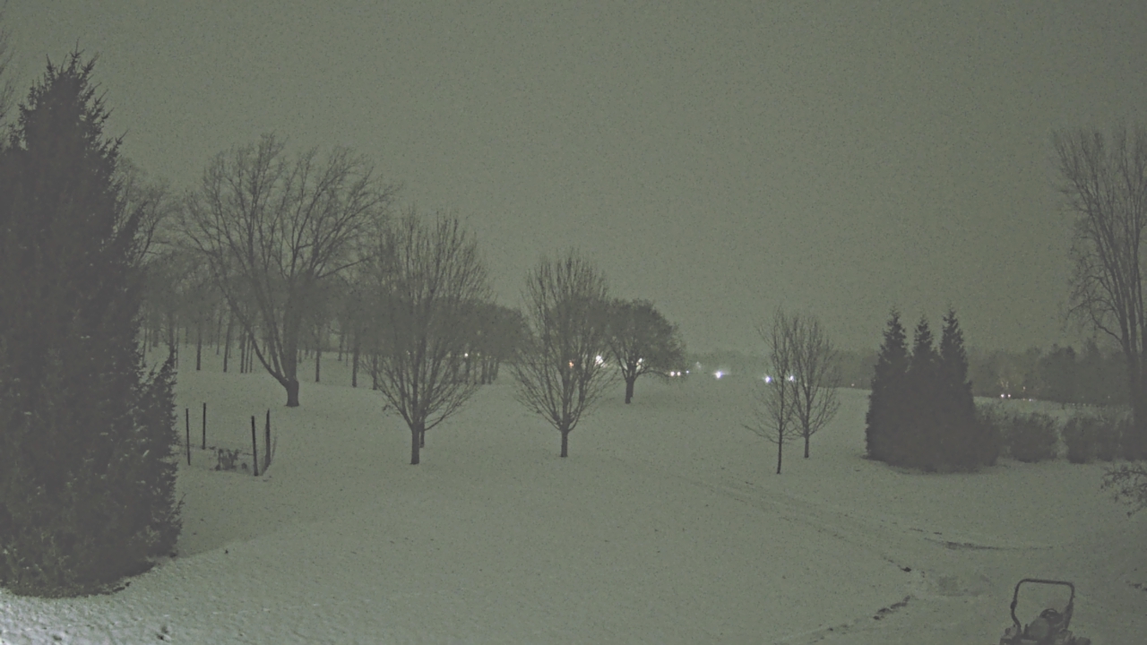Thumbnail for current weather camera view from Franklin Hills Country Club in Farmington Hills, Michigan