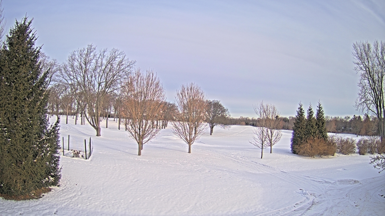 Thumbnail for current weather camera view from Franklin Hills Country Club in Farmington Hills, Michigan