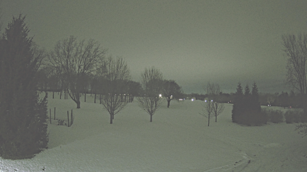 Thumbnail for current weather camera view from Franklin Hills Country Club in Farmington Hills, Michigan