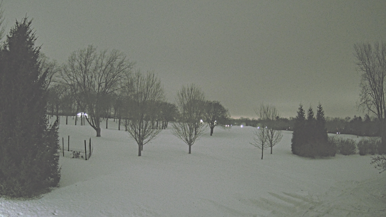 Thumbnail for current weather camera view from Franklin Hills Country Club in Farmington Hills, Michigan