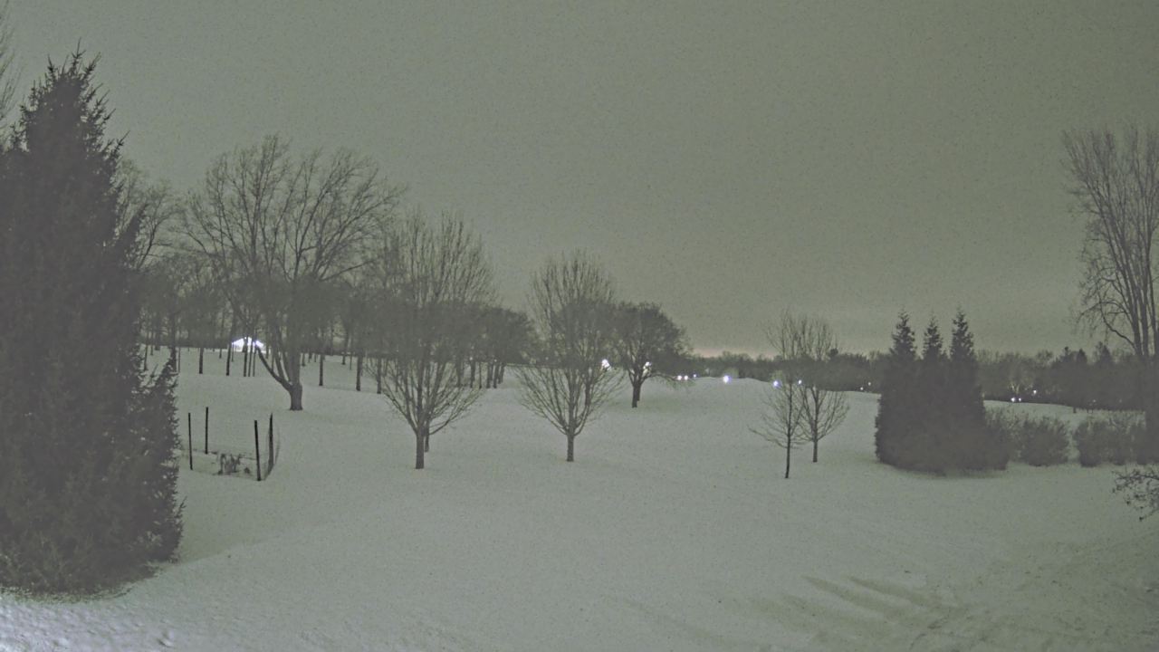 Thumbnail for current weather camera view from Franklin Hills Country Club in Farmington Hills, Michigan