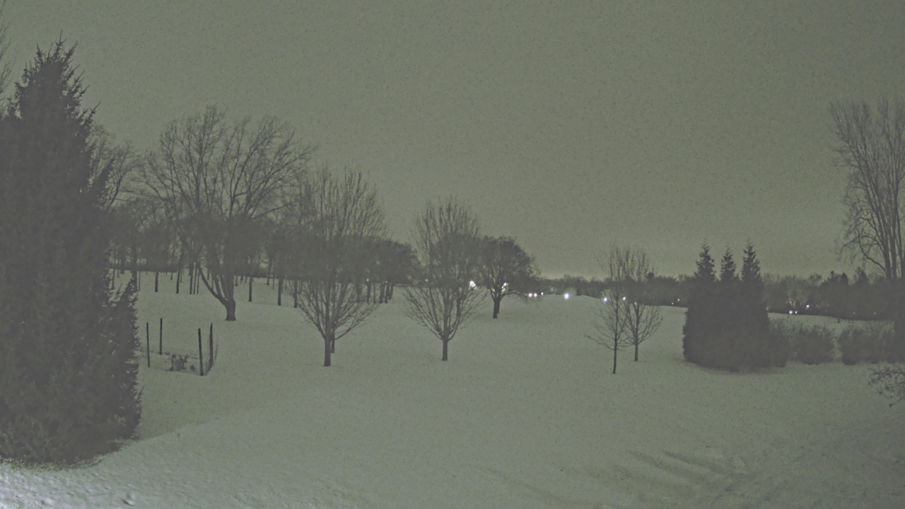 Thumbnail for current weather camera view from Franklin Hills Country Club in Farmington Hills, Michigan