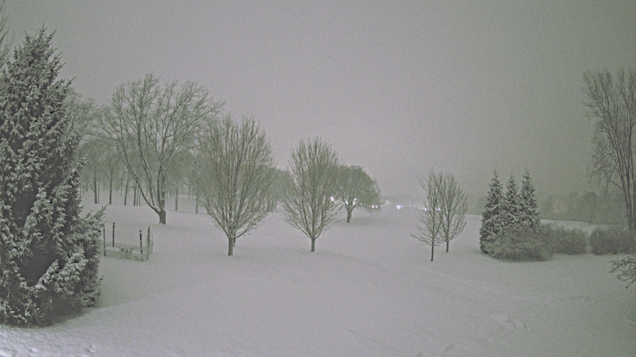 Thumbnail for current weather camera view from Franklin Hills Country Club in Farmington Hills, Michigan