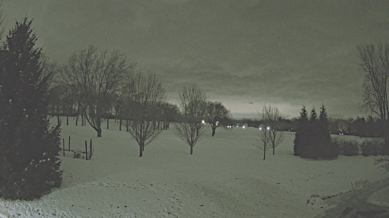 Thumbnail for current weather camera view from Franklin Hills Country Club in Farmington Hills, Michigan