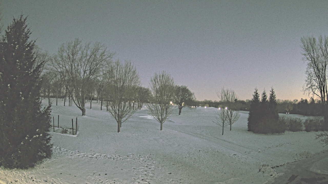 Thumbnail for current weather camera view from Franklin Hills Country Club in Farmington Hills, Michigan