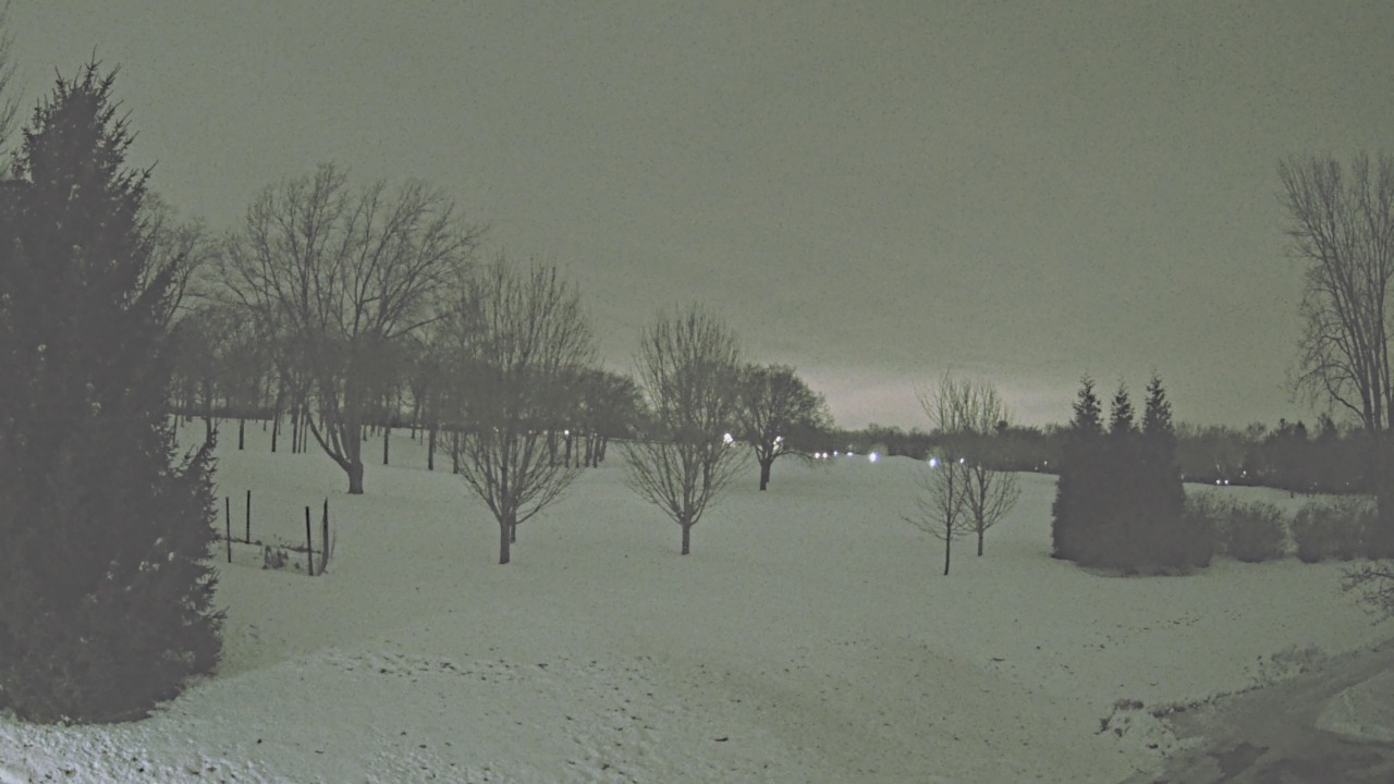 Thumbnail for current weather camera view from Franklin Hills Country Club in Farmington Hills, Michigan