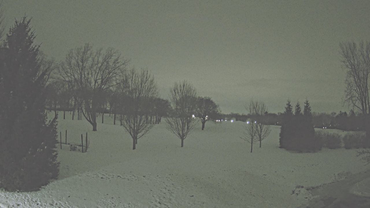 Thumbnail for current weather camera view from Franklin Hills Country Club in Farmington Hills, Michigan
