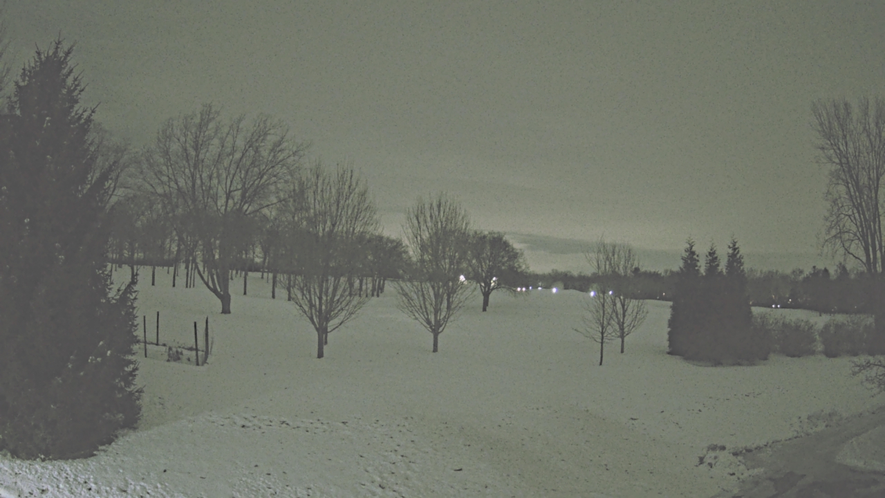 Thumbnail for current weather camera view from Franklin Hills Country Club in Farmington Hills, Michigan