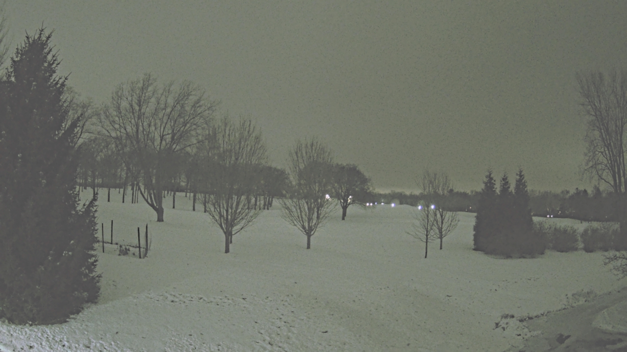 Thumbnail for current weather camera view from Franklin Hills Country Club in Farmington Hills, Michigan