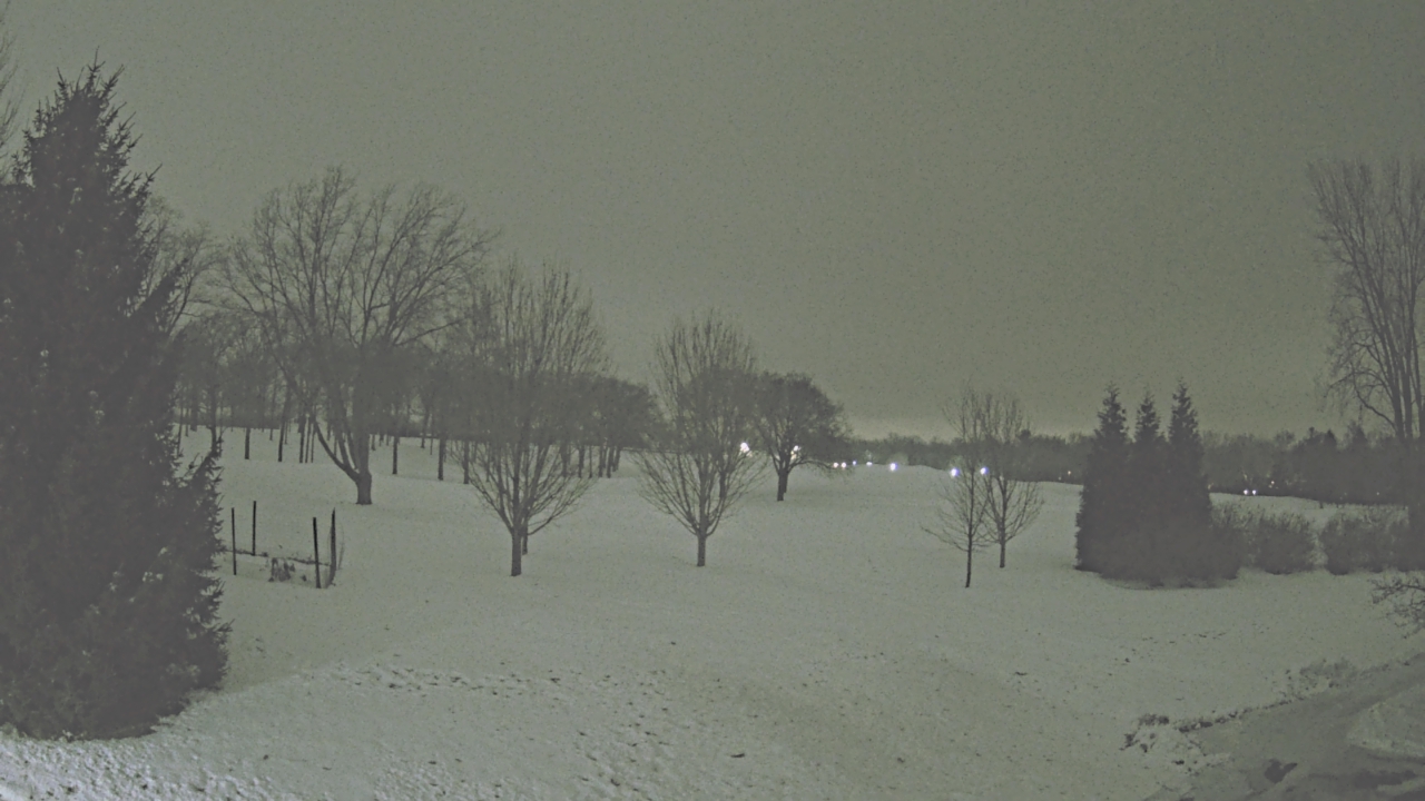 Thumbnail for current weather camera view from Franklin Hills Country Club in Farmington Hills, Michigan