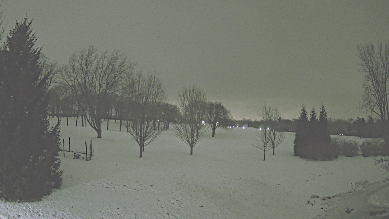 Thumbnail for current weather camera view from Franklin Hills Country Club in Farmington Hills, Michigan