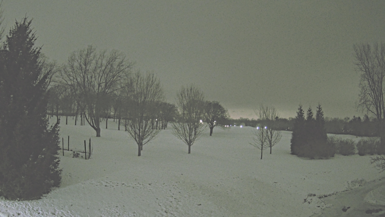 Thumbnail for current weather camera view from Franklin Hills Country Club in Farmington Hills, Michigan