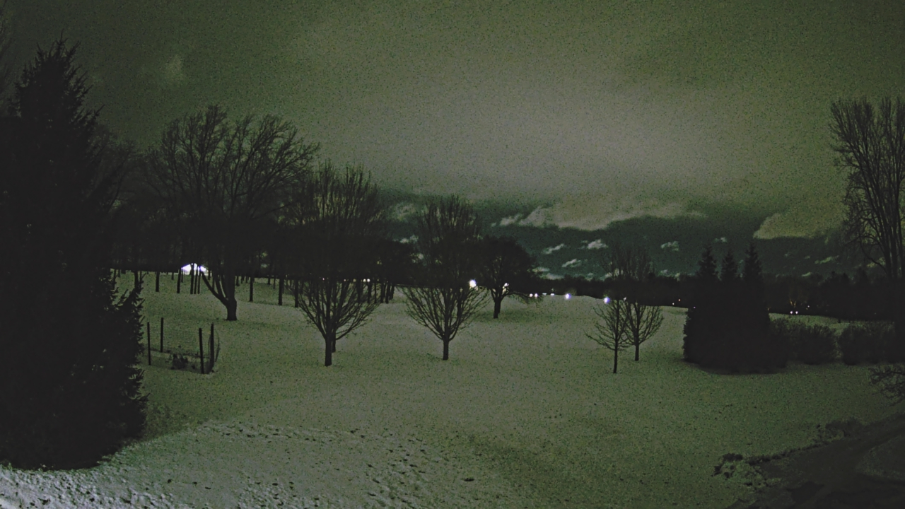 Thumbnail for current weather camera view from Franklin Hills Country Club in Farmington Hills, Michigan