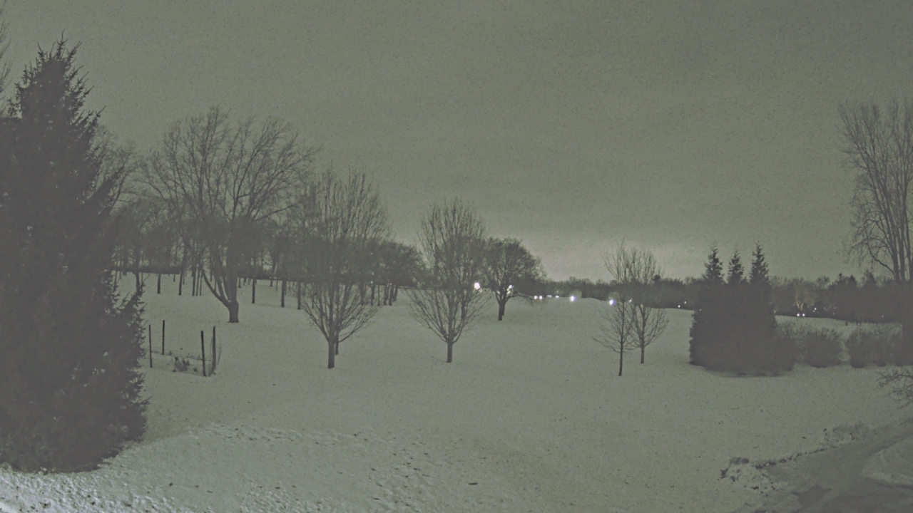 Thumbnail for current weather camera view from Franklin Hills Country Club in Farmington Hills, Michigan