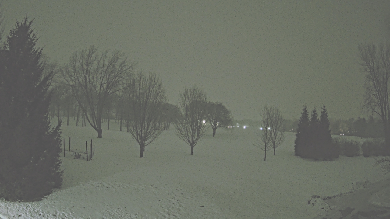 Thumbnail for current weather camera view from Franklin Hills Country Club in Farmington Hills, Michigan