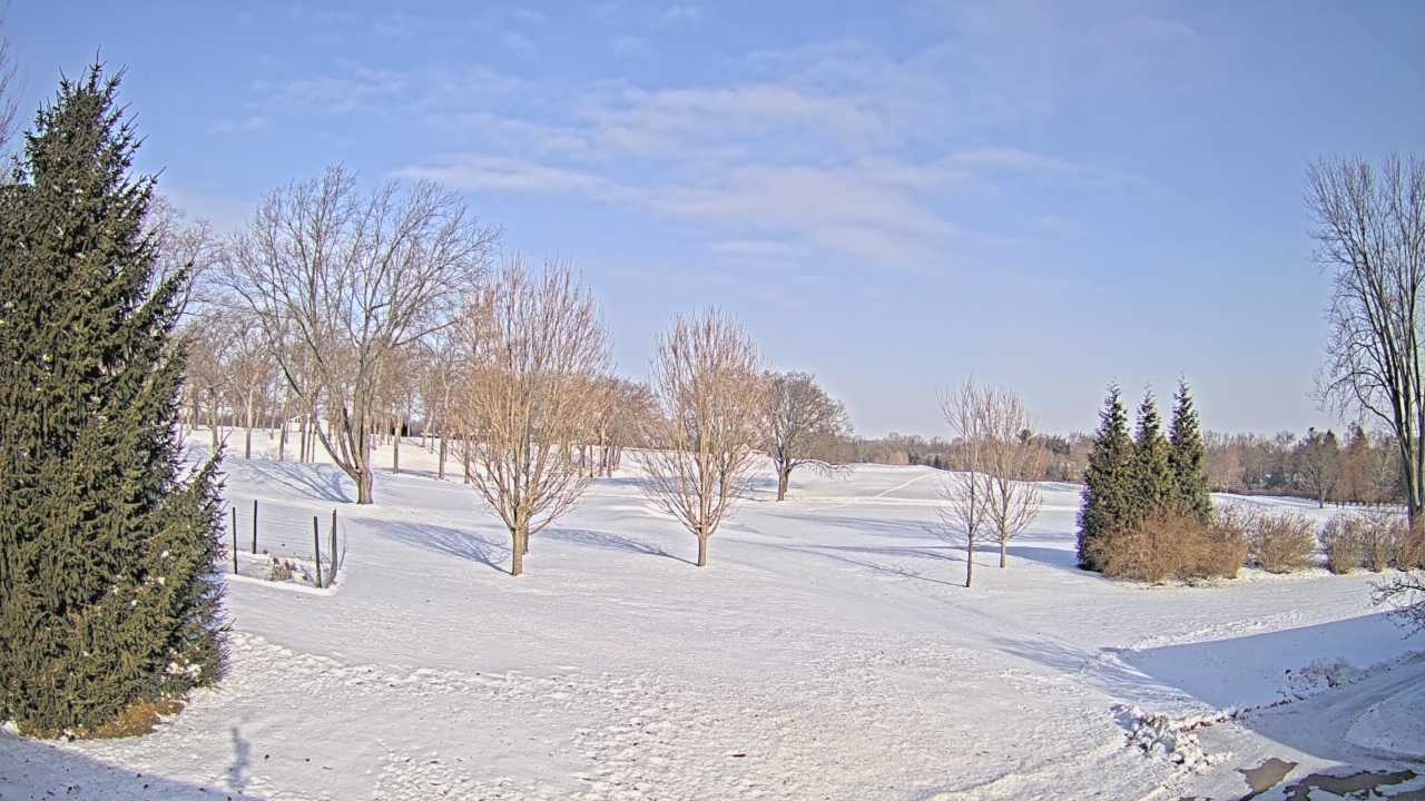 Thumbnail for current weather camera view from Franklin Hills Country Club in Farmington Hills, Michigan
