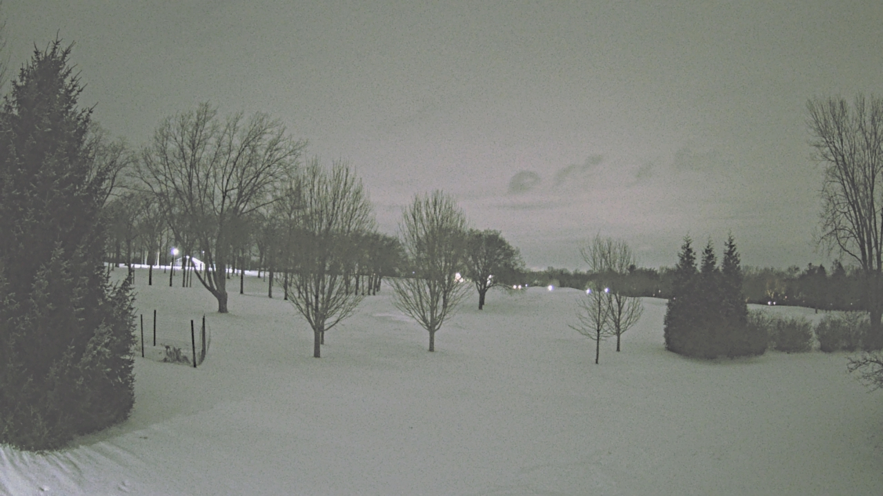 Thumbnail for current weather camera view from Franklin Hills Country Club in Farmington Hills, Michigan