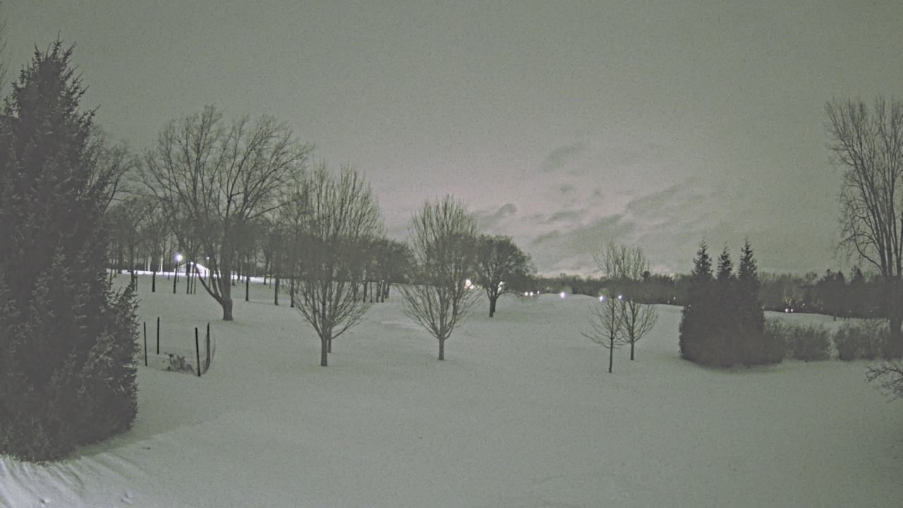 Thumbnail for current weather camera view from Franklin Hills Country Club in Farmington Hills, Michigan