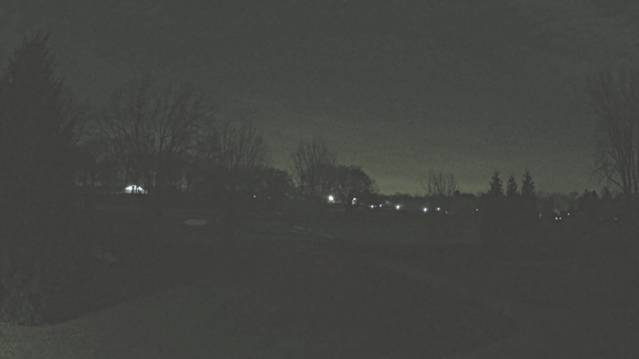 Thumbnail for current weather camera view from Franklin Hills Country Club in Farmington Hills, Michigan