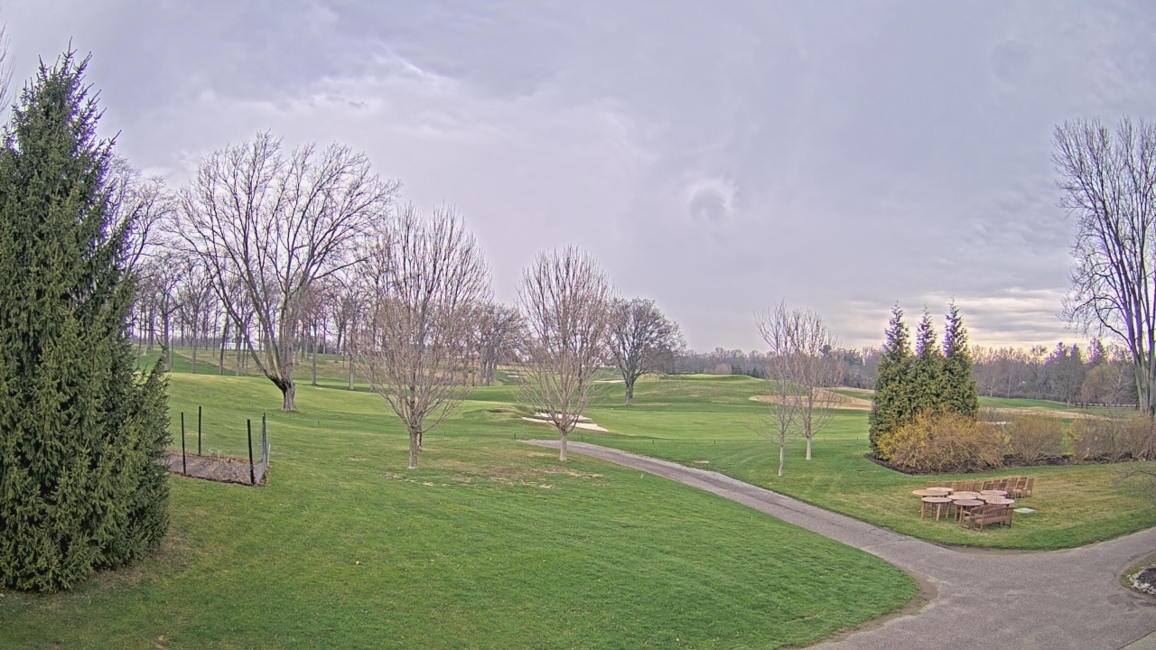 Thumbnail for current weather camera view from Franklin Hills Country Club in Farmington Hills, Michigan