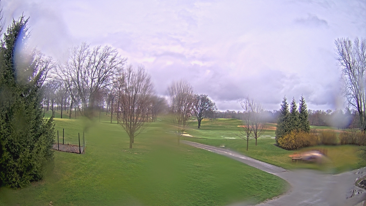 Thumbnail for current weather camera view from Franklin Hills Country Club in Farmington Hills, Michigan