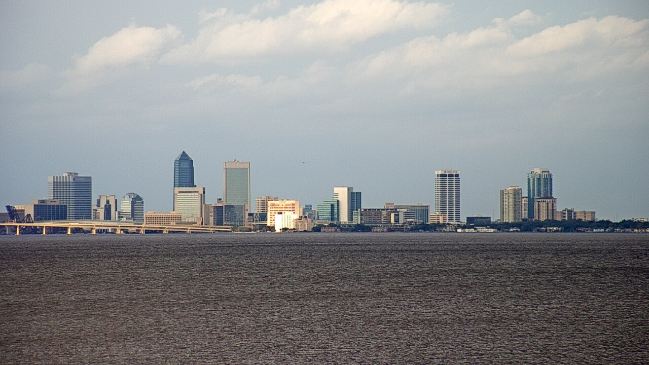 Thumbnail for current weather camera view from Florida Yacht Club in Jacksonville, Florida