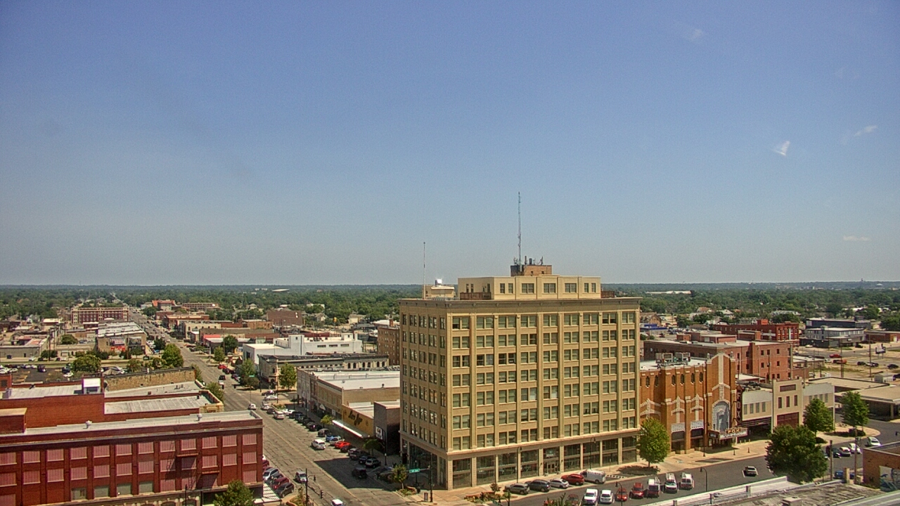 Thumbnail for current weather camera view from First National Bank-Hutchinson in Hutchinson, Kansas
