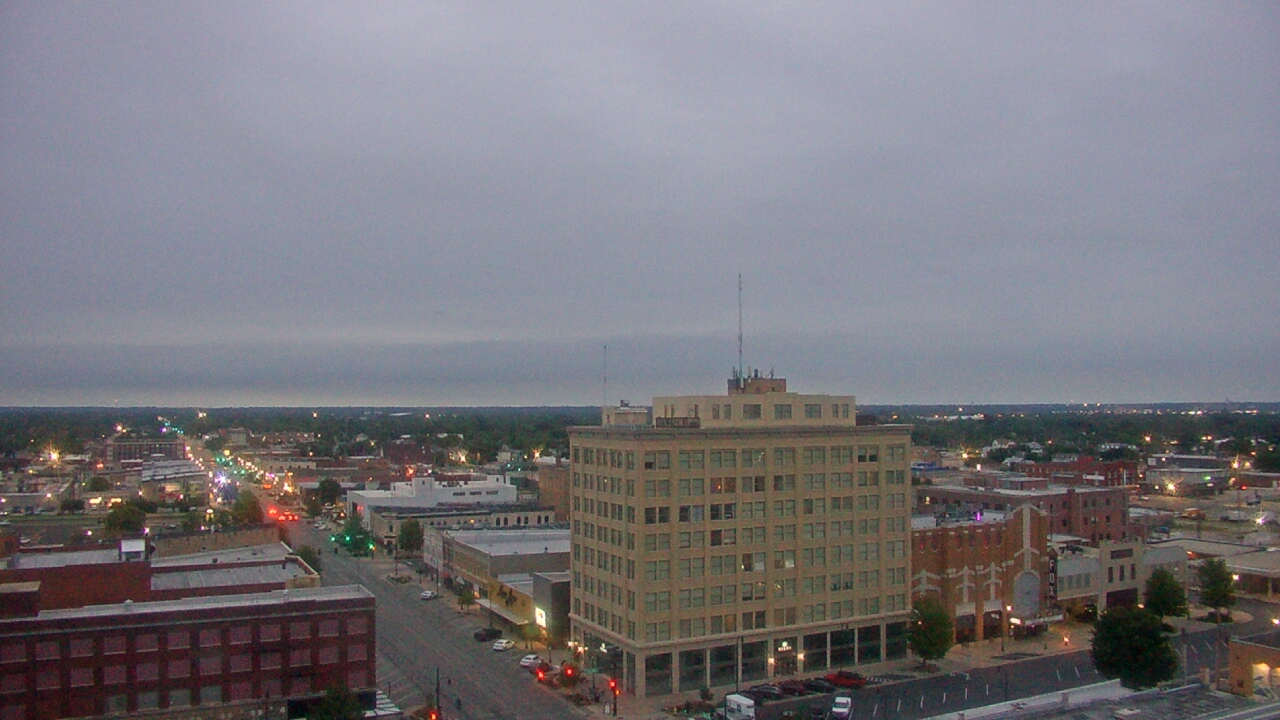 Thumbnail for current weather camera view from First National Bank-Hutchinson in Hutchinson, Kansas
