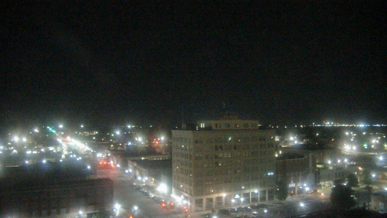 Thumbnail for current weather camera view from First National Bank-Hutchinson in Hutchinson, Kansas