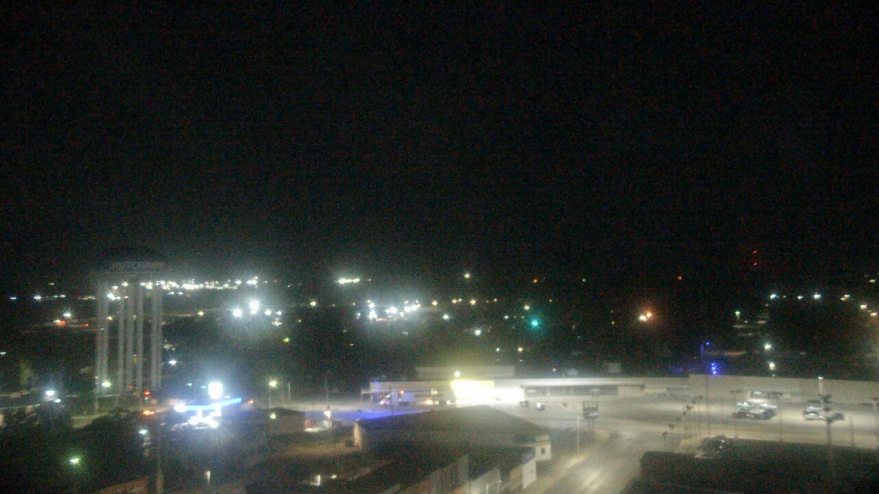 Thumbnail for current weather camera view from First National Bank-Hutchinson in Hutchinson, Kansas
