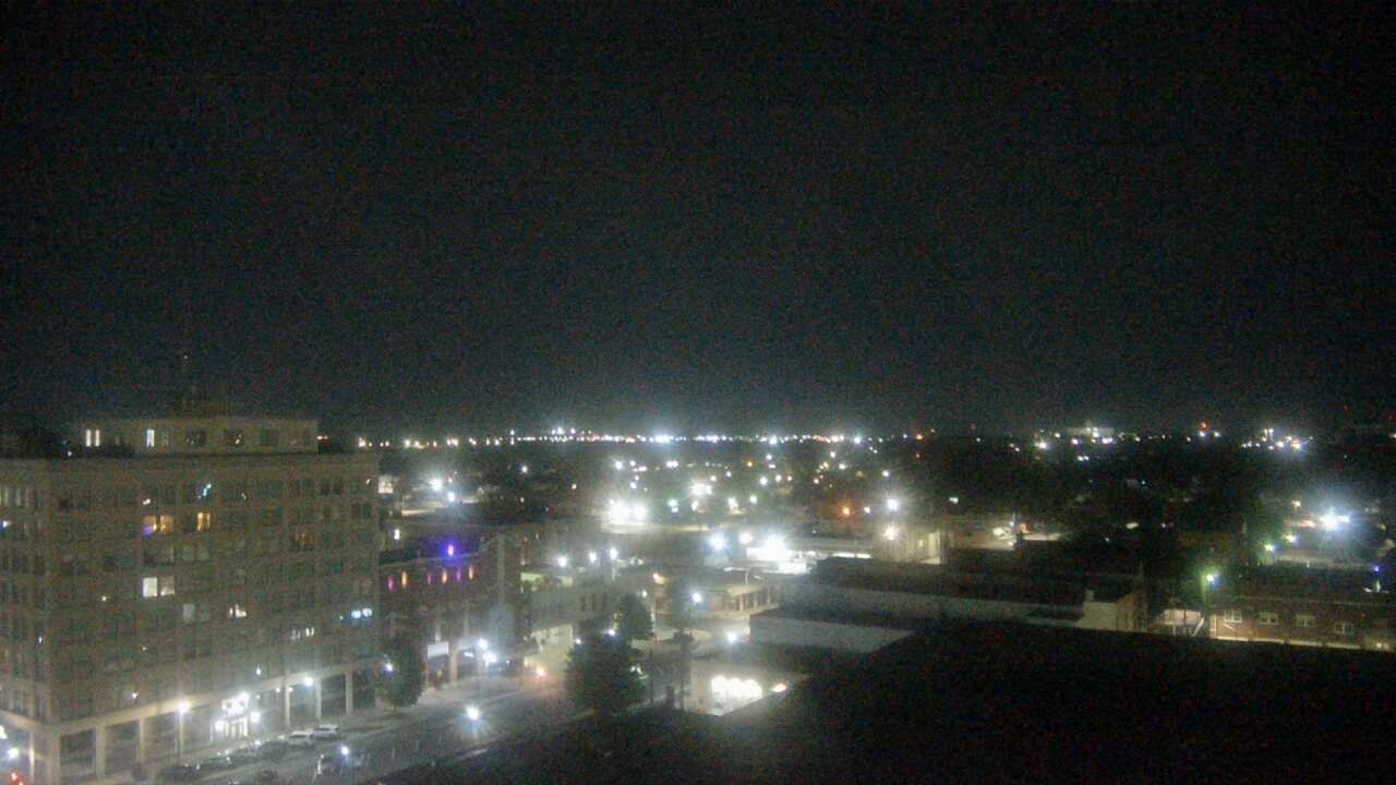 Thumbnail for current weather camera view from First National Bank-Hutchinson in Hutchinson, Kansas