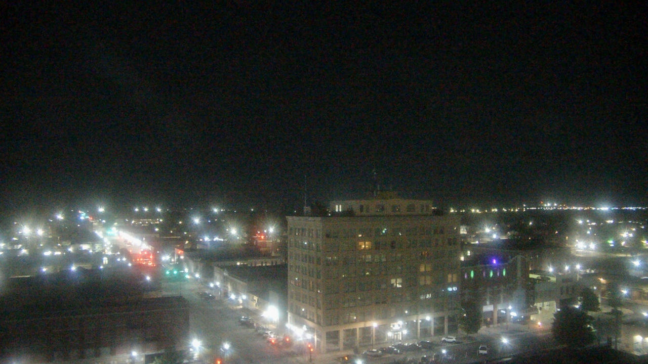 Thumbnail for current weather camera view from First National Bank-Hutchinson in Hutchinson, Kansas