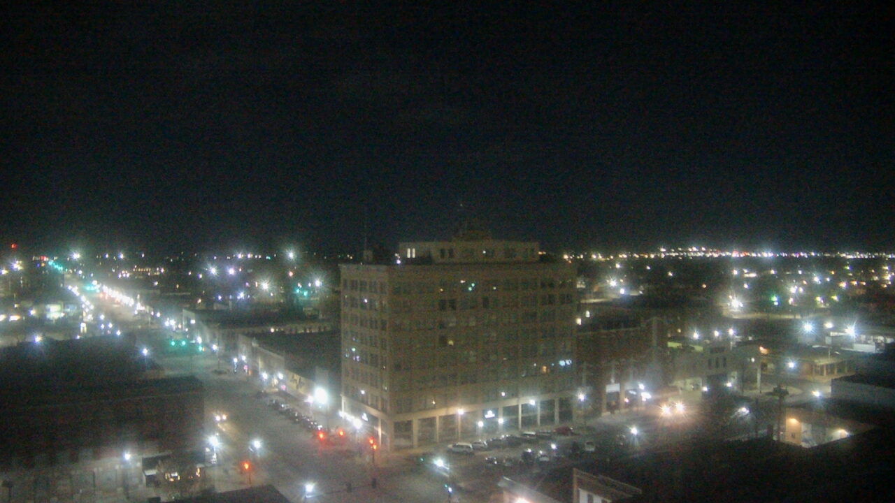 Thumbnail for current weather camera view from First National Bank-Hutchinson in Hutchinson, Kansas