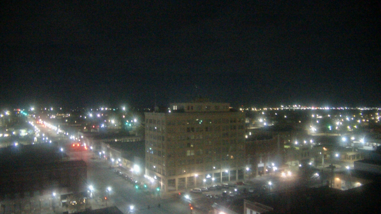 Thumbnail for current weather camera view from First National Bank-Hutchinson in Hutchinson, Kansas