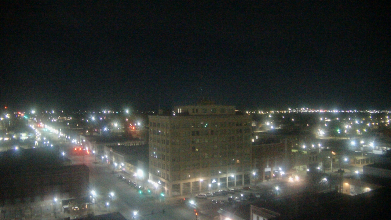 Thumbnail for current weather camera view from First National Bank-Hutchinson in Hutchinson, Kansas