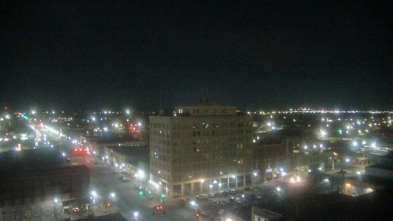 Thumbnail for current weather camera view from First National Bank-Hutchinson in Hutchinson, Kansas