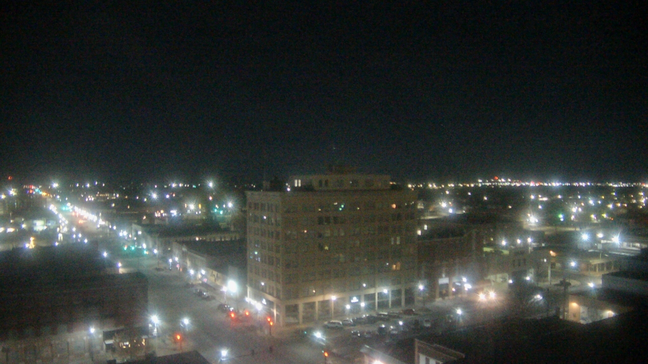 Thumbnail for current weather camera view from First National Bank-Hutchinson in Hutchinson, Kansas