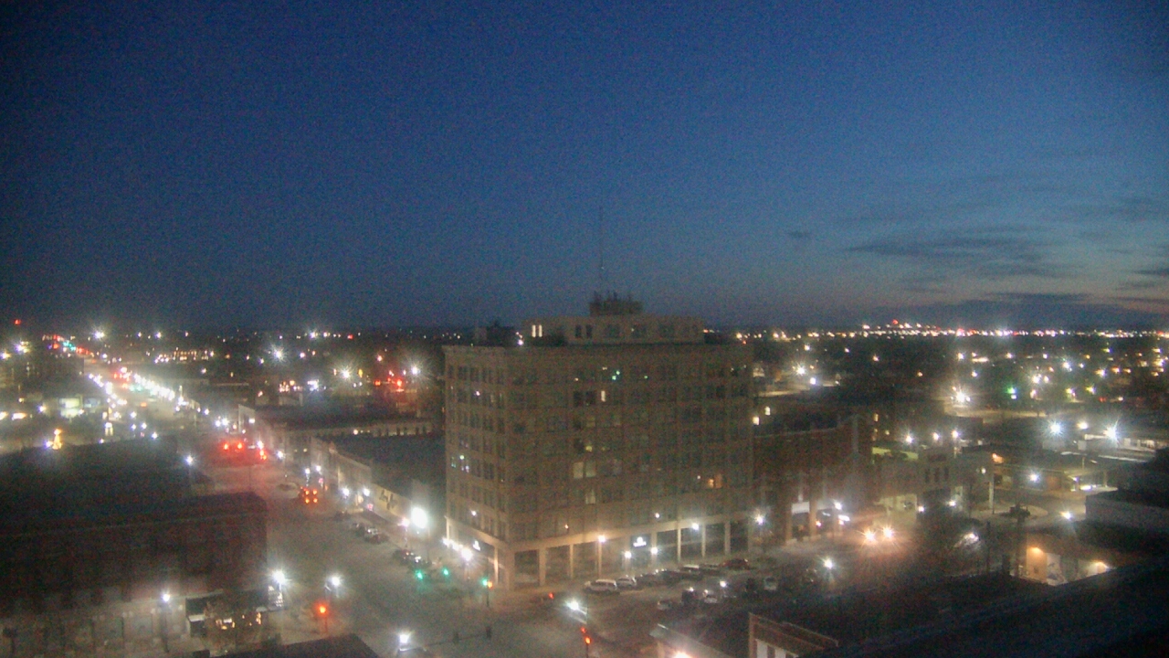 Thumbnail for current weather camera view from First National Bank-Hutchinson in Hutchinson, Kansas