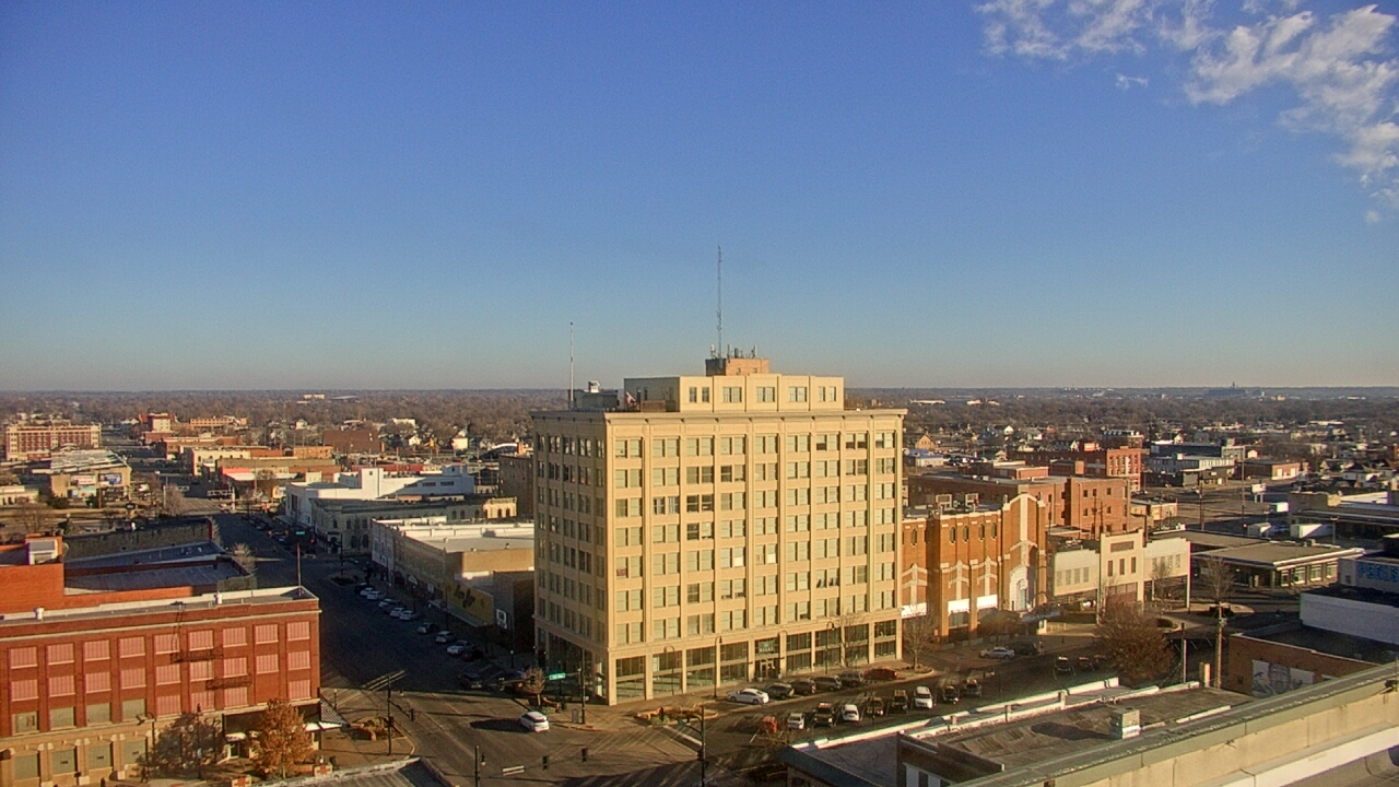 Thumbnail for current weather camera view from First National Bank-Hutchinson in Hutchinson, Kansas