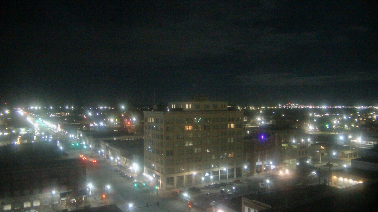 Thumbnail for current weather camera view from First National Bank-Hutchinson in Hutchinson, Kansas