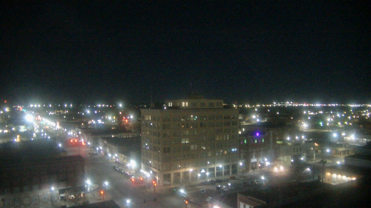 Thumbnail for current weather camera view from First National Bank-Hutchinson in Hutchinson, Kansas