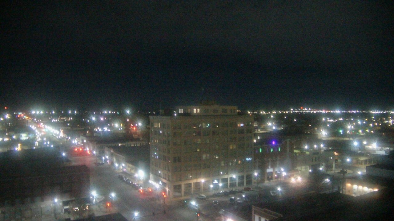 Thumbnail for current weather camera view from First National Bank-Hutchinson in Hutchinson, Kansas
