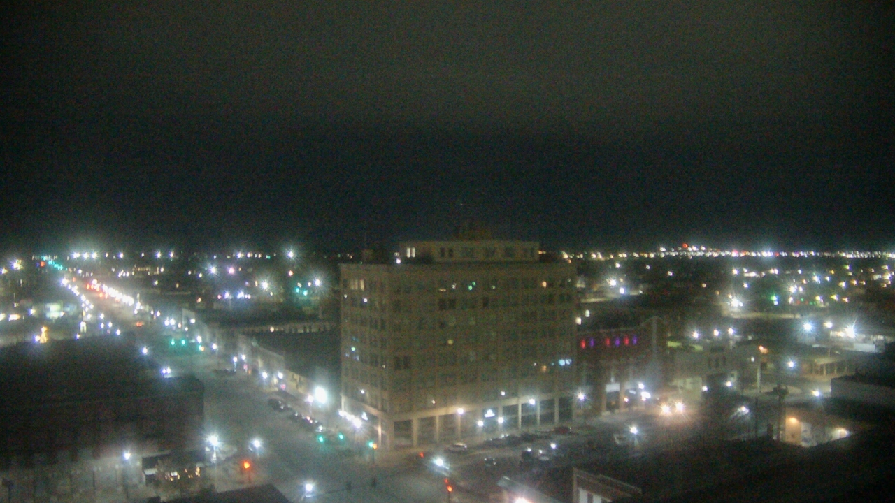 Thumbnail for current weather camera view from First National Bank-Hutchinson in Hutchinson, Kansas