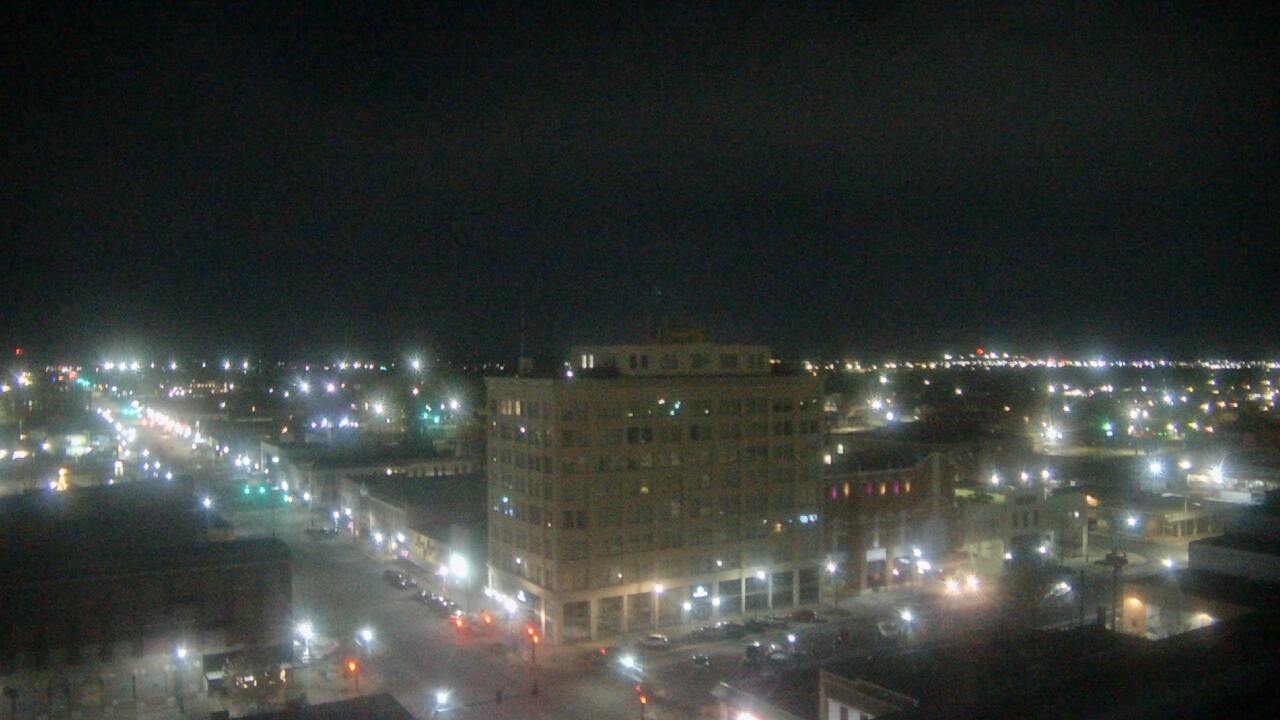 Thumbnail for current weather camera view from First National Bank-Hutchinson in Hutchinson, Kansas